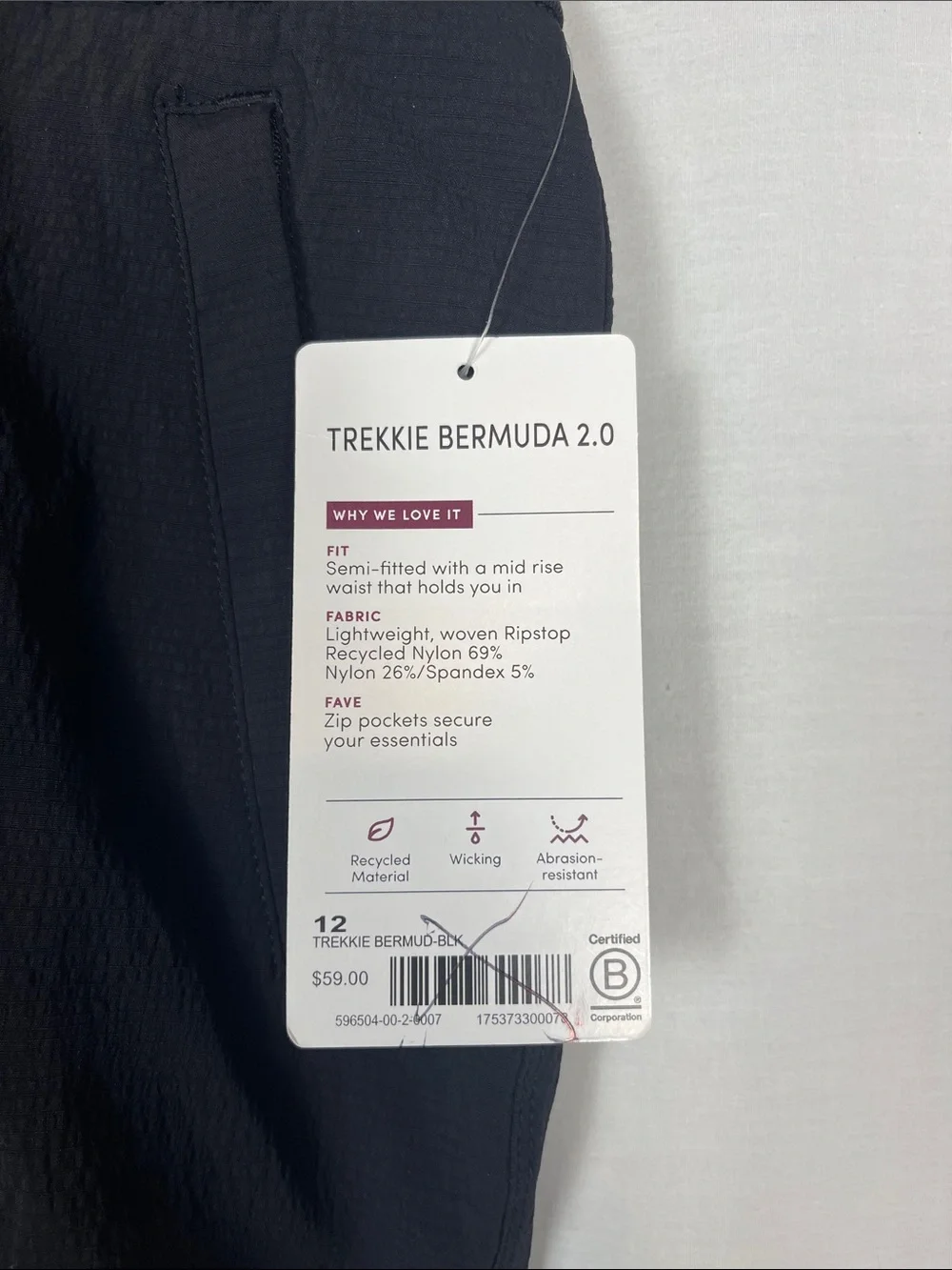 NWT Athleta Black Trekkie Bermuda 2.0 Shorts